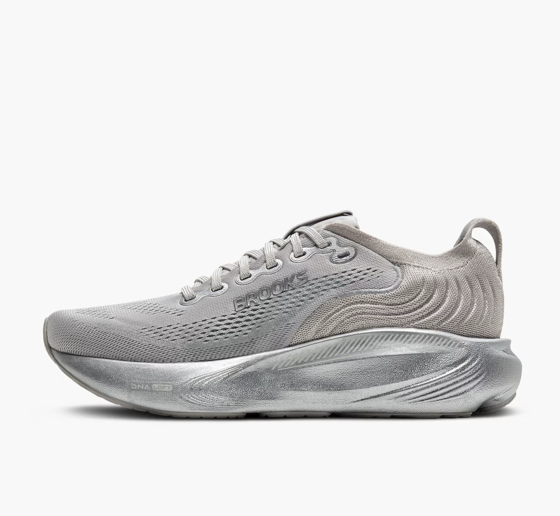Women's Adrenaline GTS 25