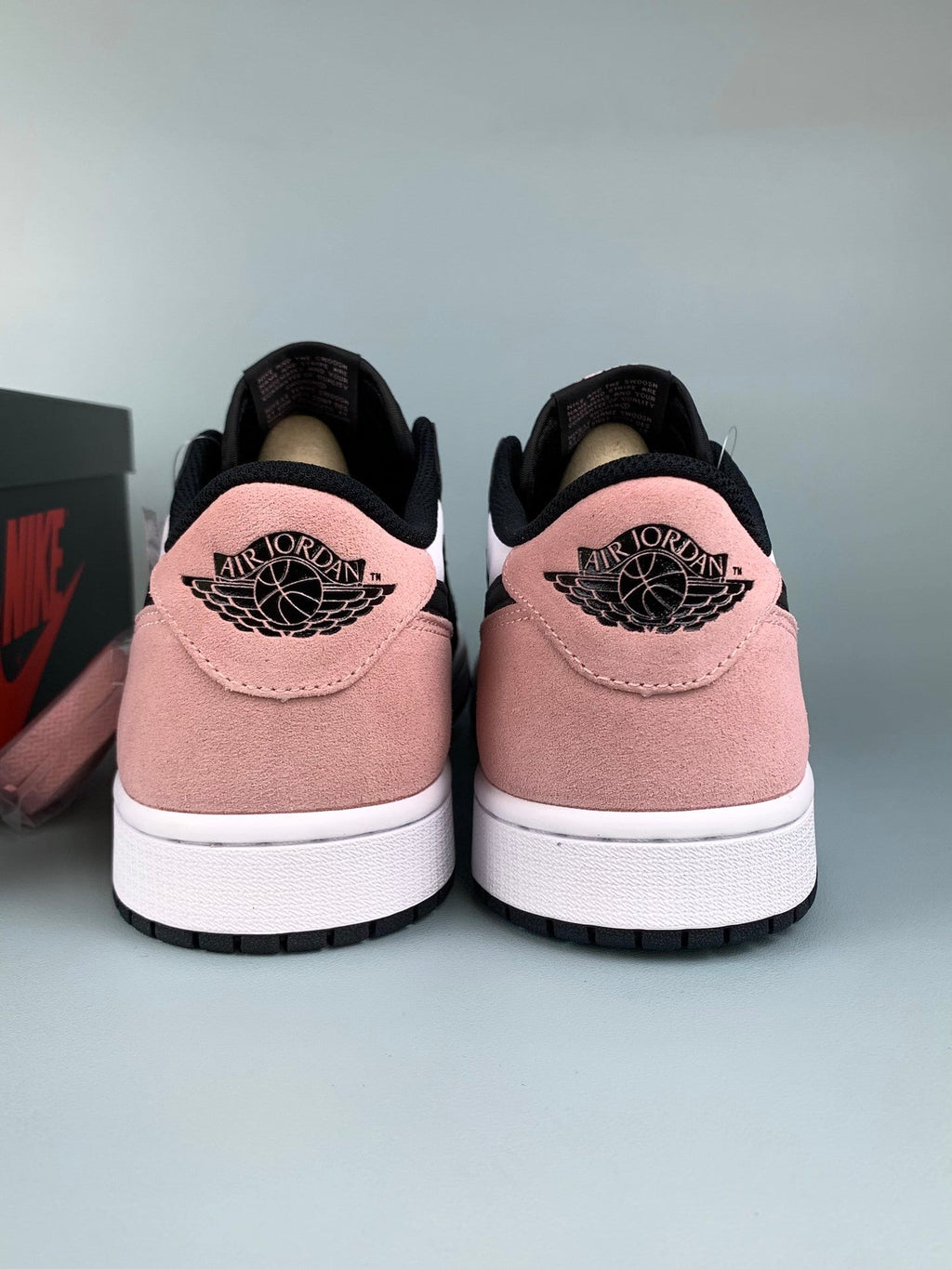 Air Jordan 1 Low Bleached Coral Black/Pink Unisex Sneakers CZ0790-061