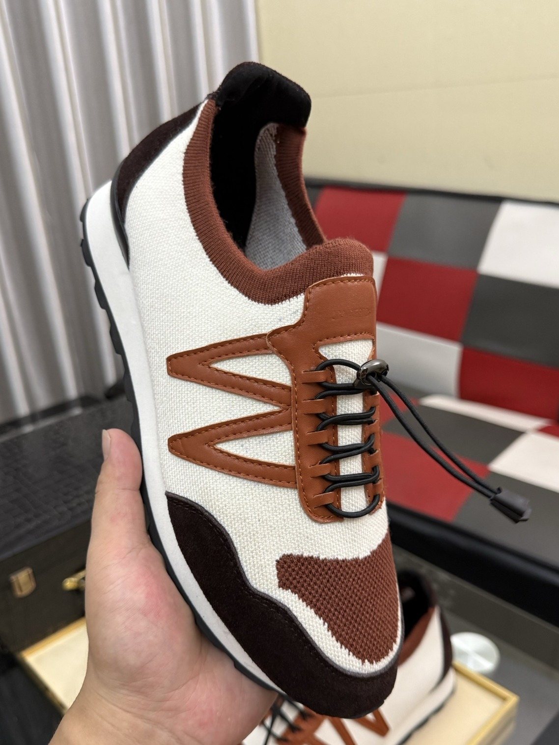 Louis Vuitton Men's Cream Brown Low-Top Sneakers