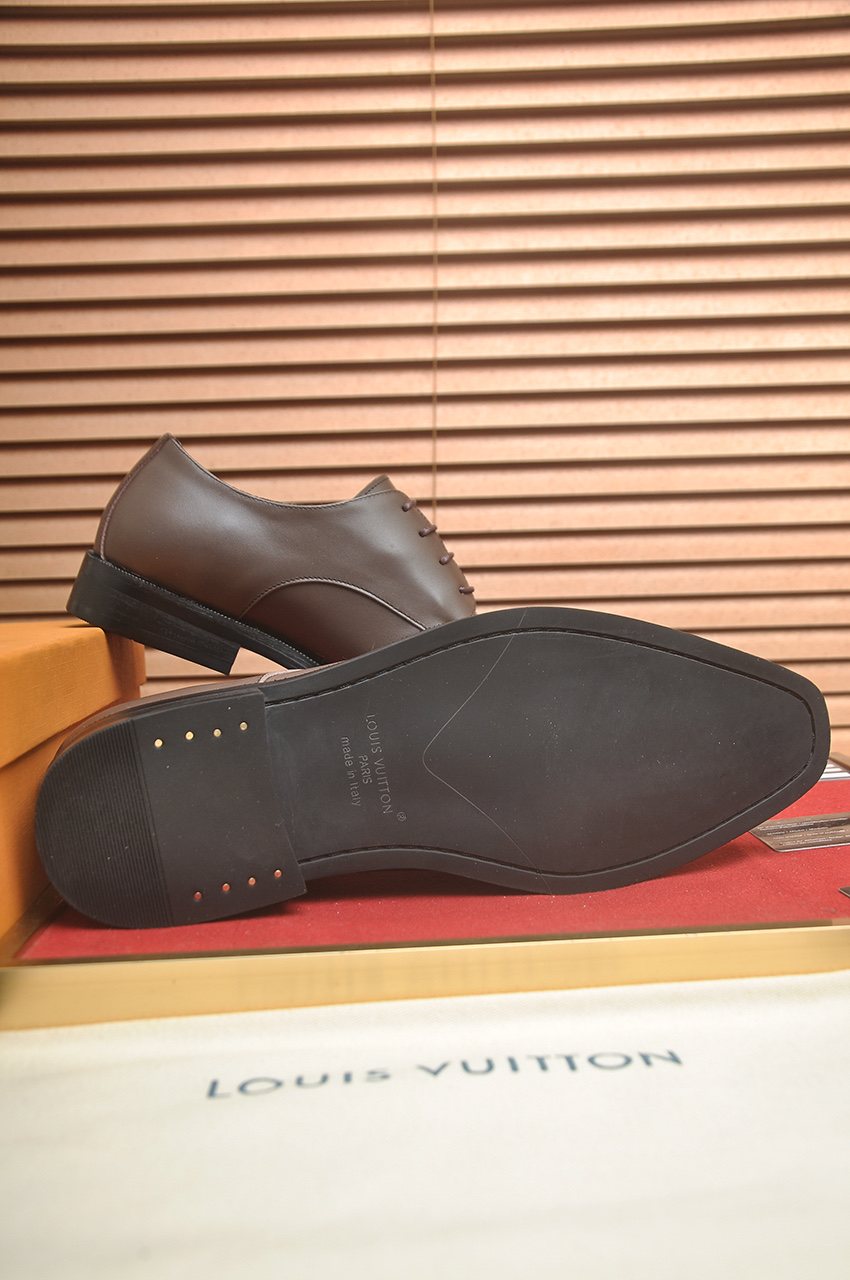 Louis Vuitton Brown Lace-Up Dress Shoes - Low-Profile Dress-Shoe Silhouette