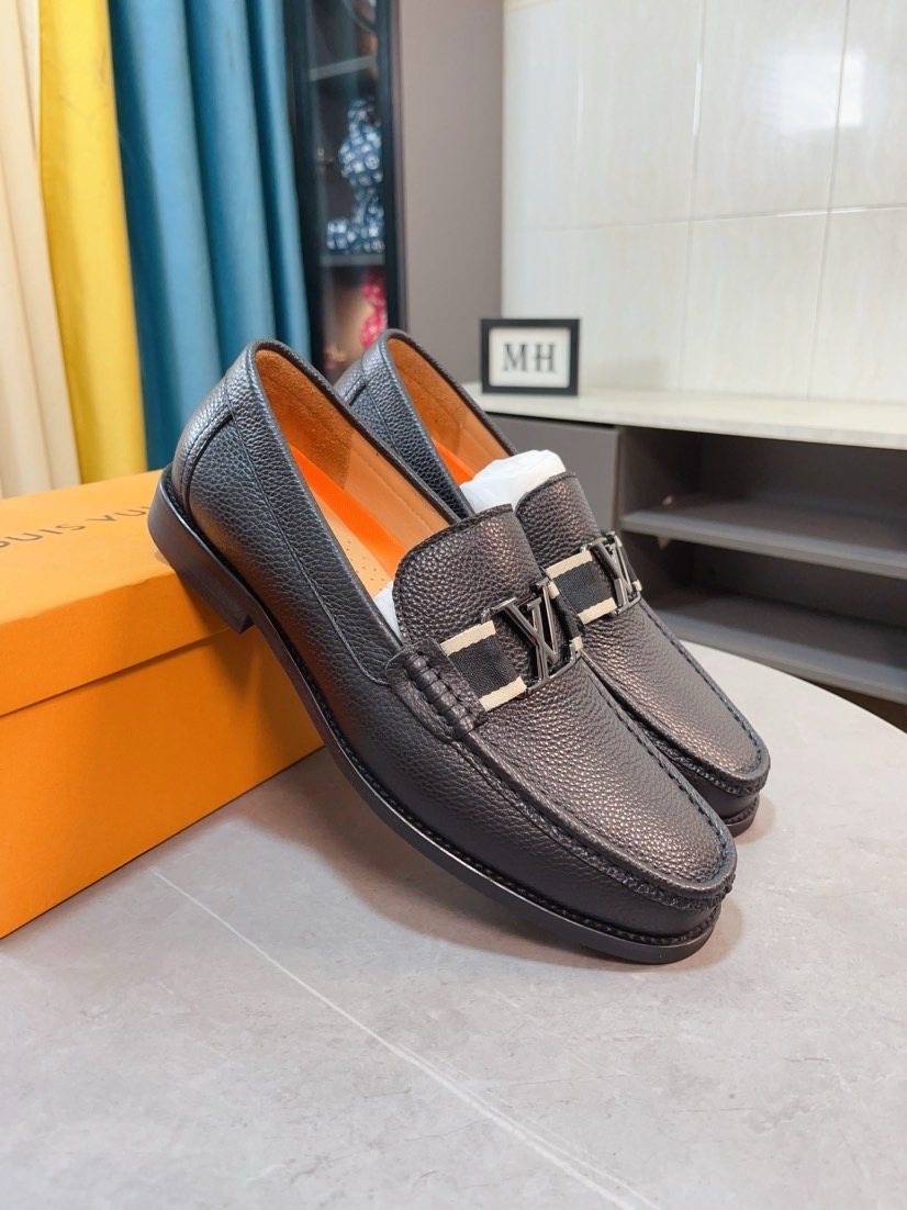 Louis Vuitton Dark Brown Textured Loafer