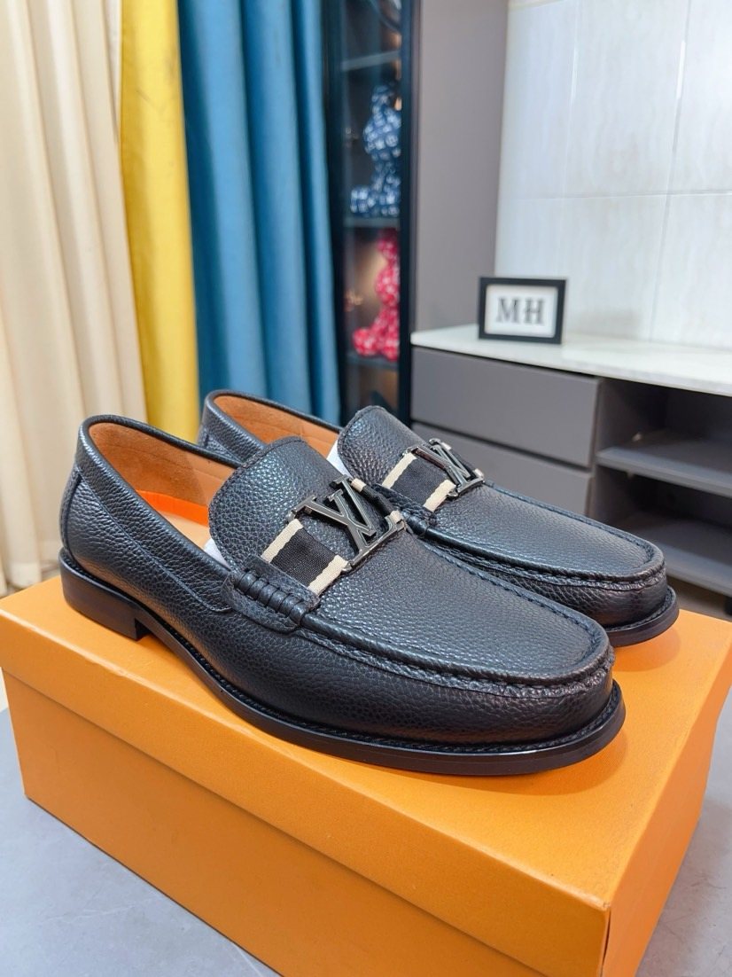 Louis Vuitton Dark Brown Textured Loafer