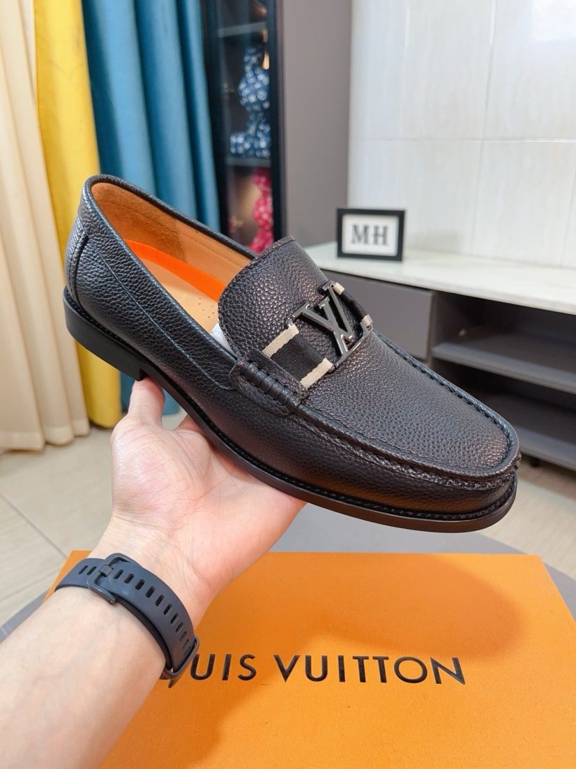 Louis Vuitton Dark Brown Textured Loafer