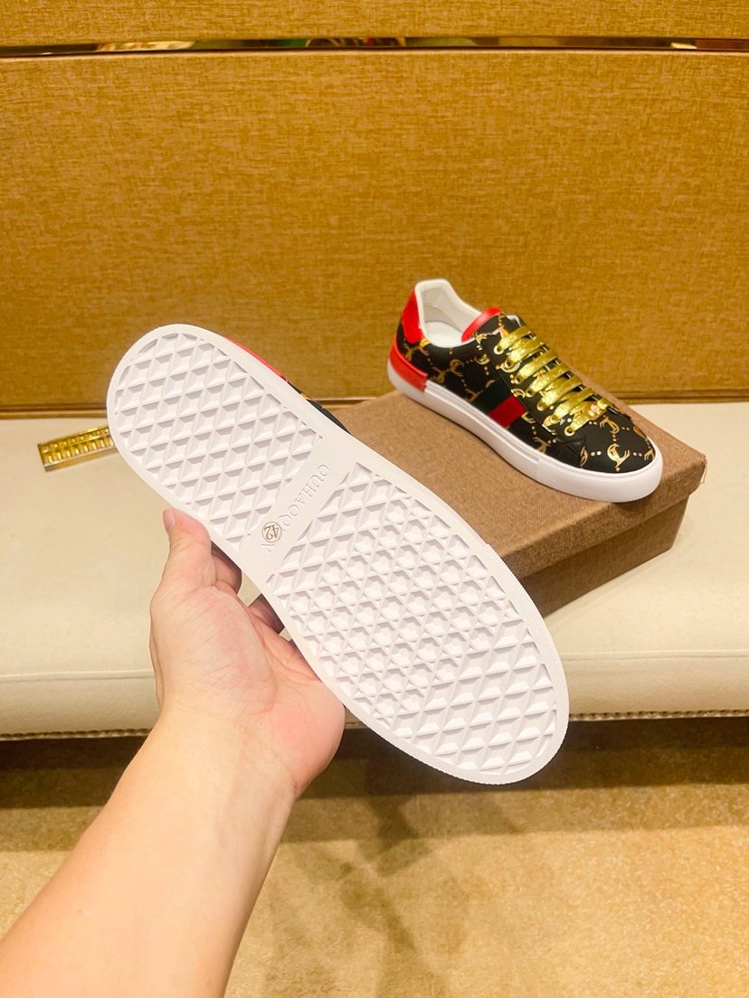 Black Patterned Gold-Lace Low-Top Sneakers