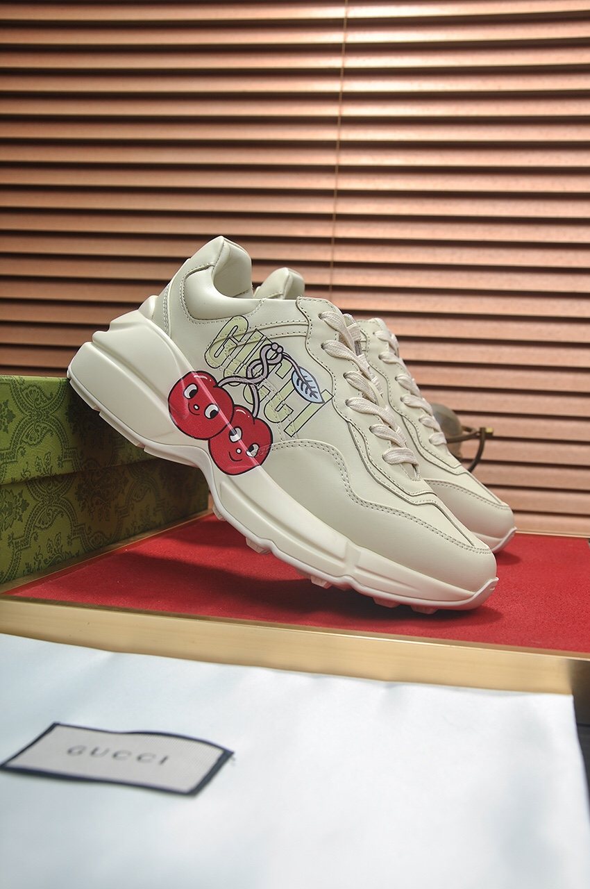 Gucci Off-White Graphic Sneakers - Layered Upper And Thick Treaded Sole