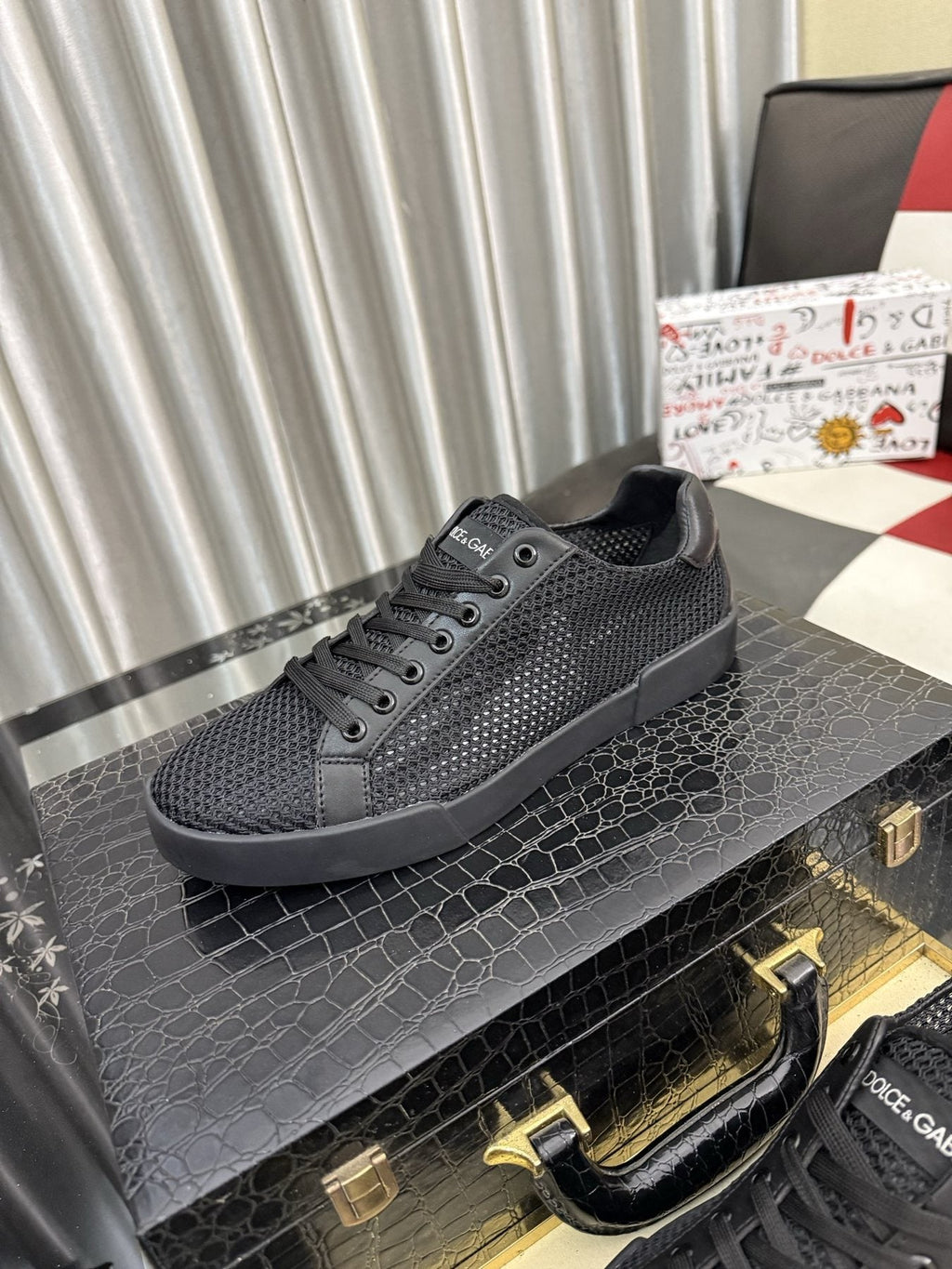Dolce & Gabbana Perforated Low-Top Sneakers