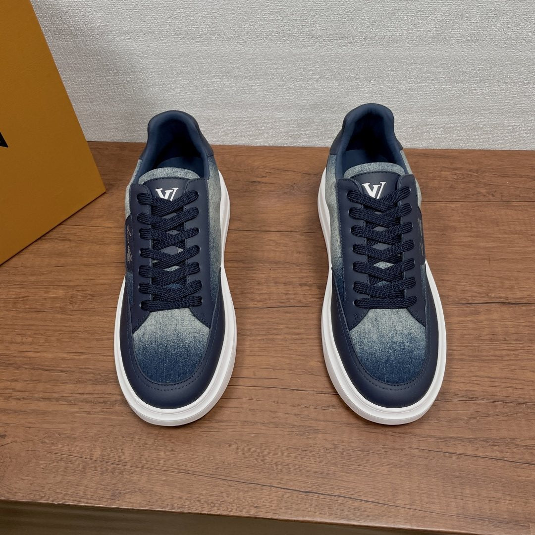 Louis Vuitton Textured Low-Top Sneakers