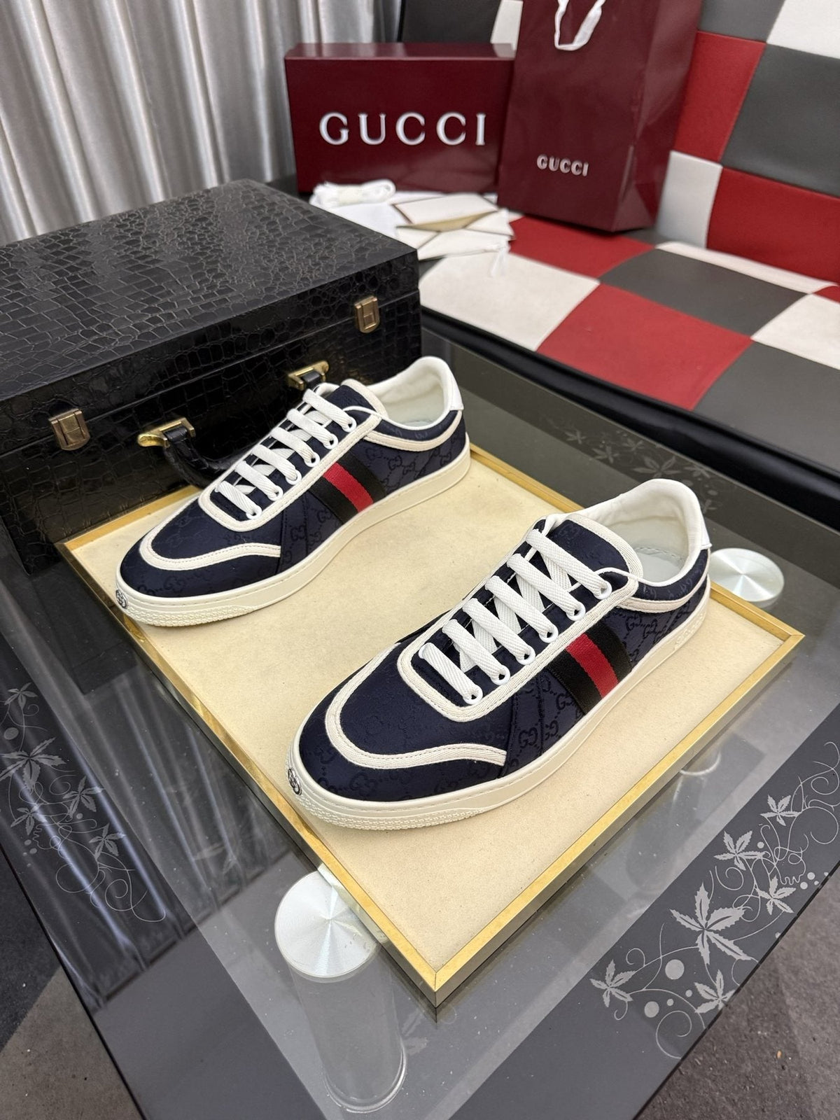 Gucci Striped Low-Top Sneakers
